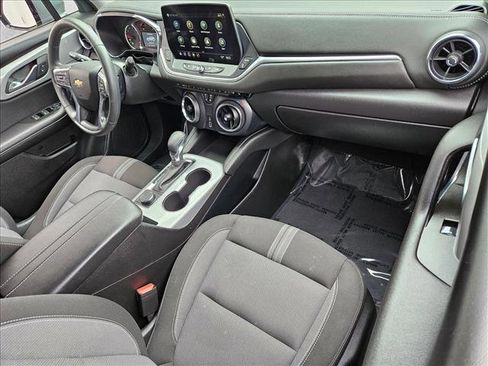 Used 2025 Chevrolet Blazer LT FWD image 20
