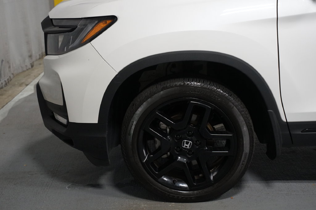 Used 2024 Honda Passport Black Edition image 5