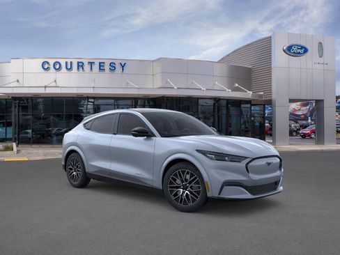 New 2026 Ford Mustang Mach-E Premium image 7