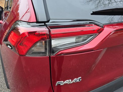 Used 2023 Toyota RAV4 LE image 31