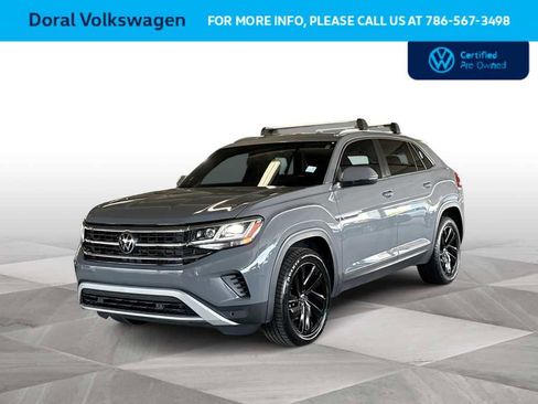 Certified 2023 Volkswagen Atlas Cross Sport SE w/ Black Wheel Package FWD image 1