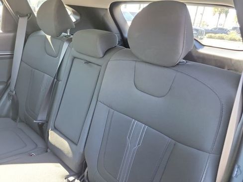 Used 2022 Hyundai Tucson SEL w/ Convenience Package image 8