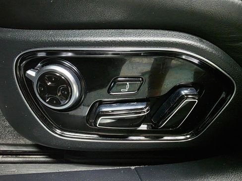 Used 2018 Audi A8 L 4.0T w/ Executive Package image 17