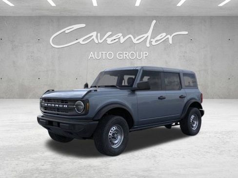 New 2025 Ford Bronco Base image 1