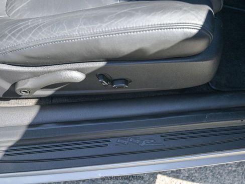 Used 2005 Chevrolet SSR image 42