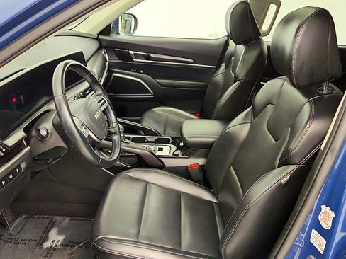 Used 2025 Kia Telluride S AWD/4WD image 21