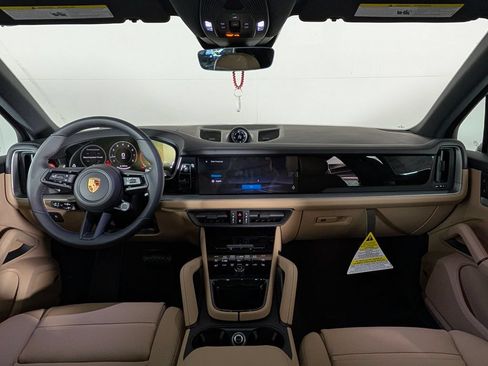 New 2026 Porsche Cayenne AWD/4WD image 20