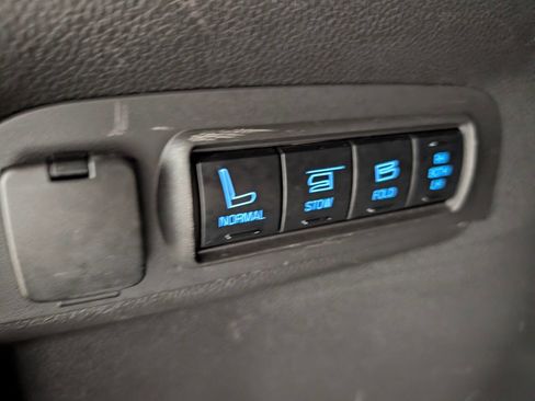 Used 2013 Ford Explorer Limited image 18