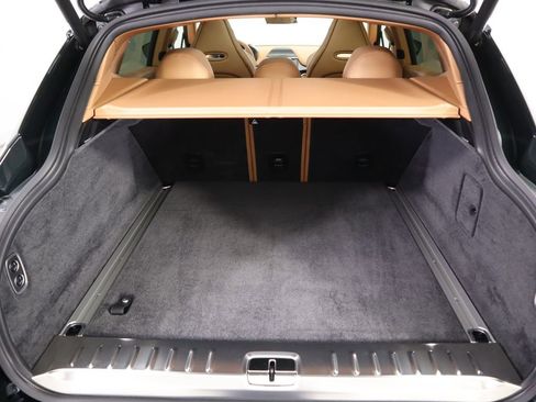 New 2026 Aston Martin DBX 707 image 29