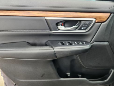 Used 2020 Honda CR-V Touring image 22