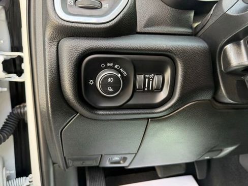 Used 2024 RAM 2500 Laramie AWD/4WD image 26