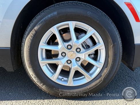 Used 2024 Chevrolet Equinox LS w/ Driver Confidence II Package FWD image 12