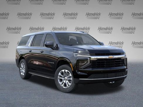 New 2026 Chevrolet Suburban LS image 2
