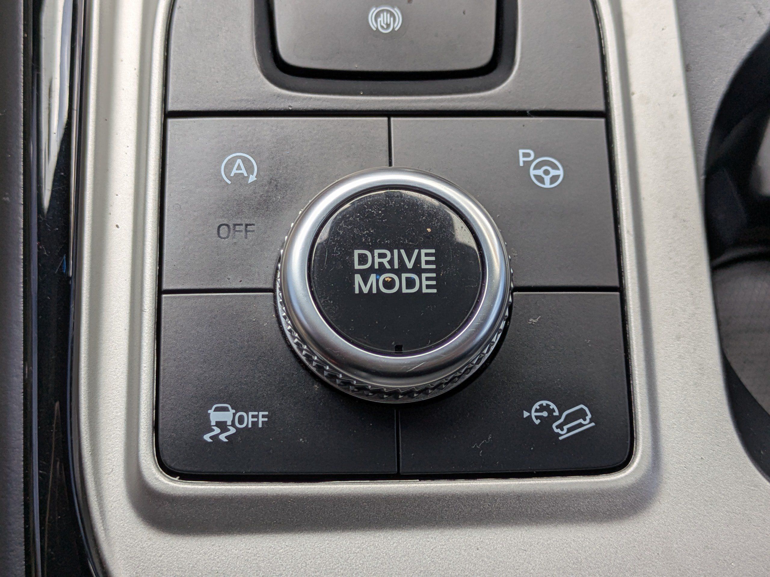 Used 2021 Ford Explorer ST w/ Equipment Group 401A AWD/4WD image 31