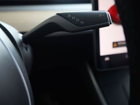 Used 2021 Tesla Model Y 2WD image 35