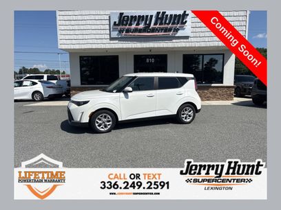 Used 2024 Kia Soul LX w/ Option Group 015