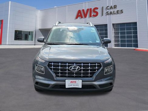 Used 2025 Hyundai Venue SEL FWD image 10