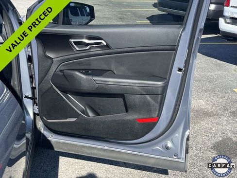 Used 2024 Kia Sportage EX FWD image 21