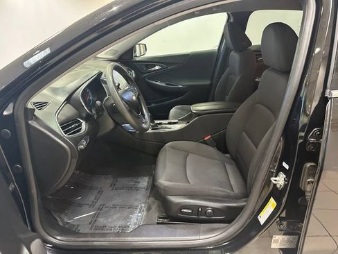 Used 2019 Chevrolet Malibu LT FWD image 5