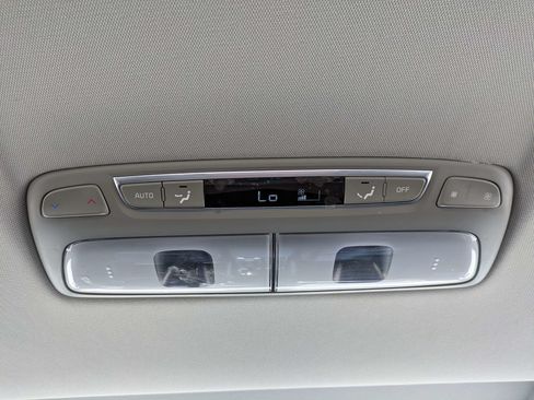 Certified 2023 Kia Telluride S w/ S Sunroof Package FWD image 23