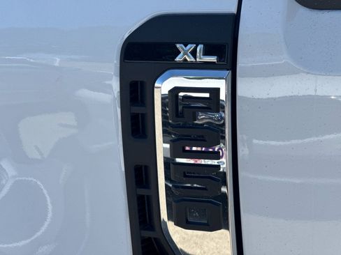 New 2025 Ford F250 XL image 27