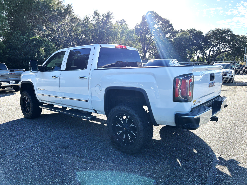 Used 2018 GMC Sierra 1500 SLT w/ SLT Premium Package AWD/4WD image 3