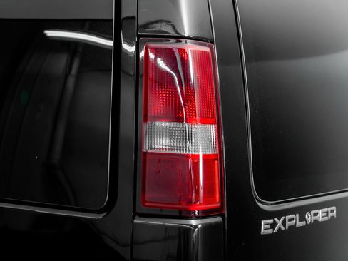 Used 2023 GMC Savana 2500 image 14