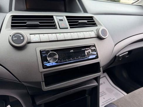 Used 2010 Honda Accord LX image 29