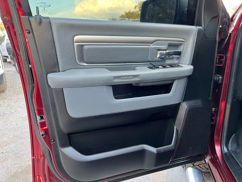 Used 2017 RAM 1500 Big Horn image 9