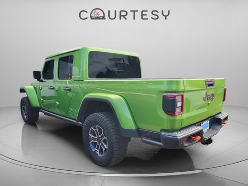 New 2026 Jeep Gladiator Mojave image 3