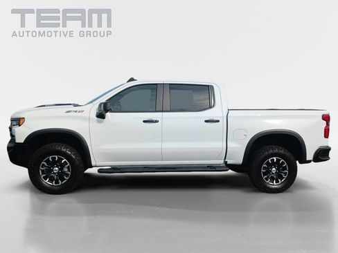 Used 2025 Chevrolet Silverado 1500 ZR2 w/ Technology Package AWD/4WD image 4
