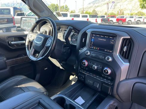Used 2021 GMC Sierra 1500 Denali w/ Denali Ultimate Package AWD/4WD image 18