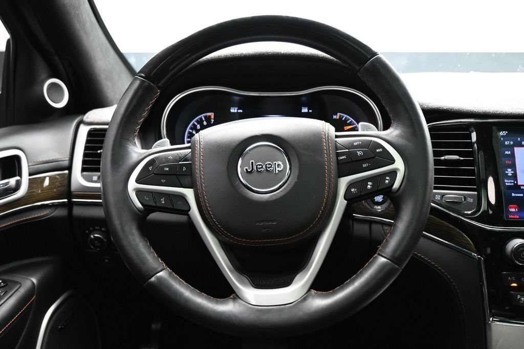 Used 2020 Jeep Grand Cherokee Summit AWD/4WD image 17