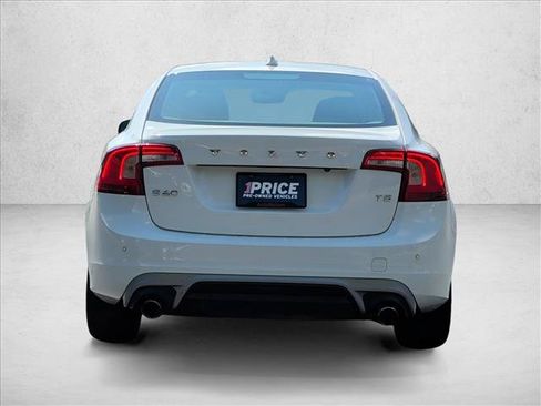 Used 2018 Volvo S60 T5 Dynamic w/ Vision Package FWD image 6