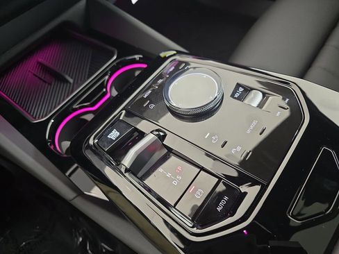 New 2026 BMW 540i xDrive 540i xDrive w/ M Sport Package image 25