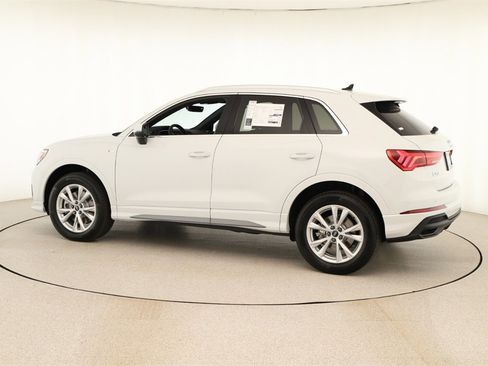 New 2025 Audi Q3 2.0T Premium image 3