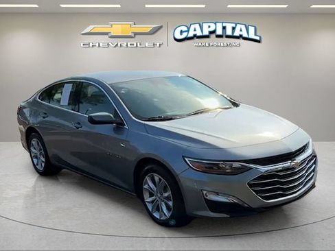 Used 2024 Chevrolet Malibu LT FWD image 7