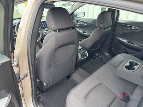 Used 2023 Chevrolet Malibu LT FWD image 25