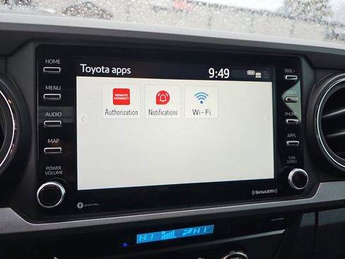 Used 2023 Toyota Tacoma TRD Off-Road w/ Technology Package image 23