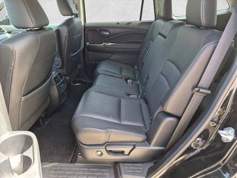 Used 2022 Honda Pilot Special Edition image 17