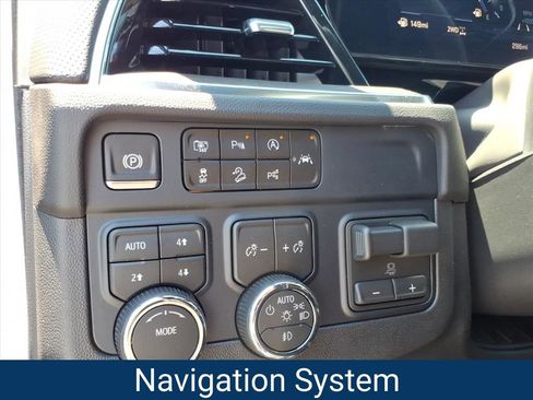 New 2026 Chevrolet Suburban Premier AWD/4WD image 15