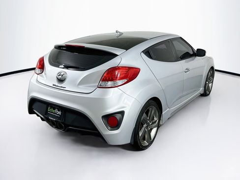 Used 2015 Hyundai Veloster Turbo FWD image 9