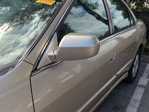 Used 2000 Honda Accord EX image 6