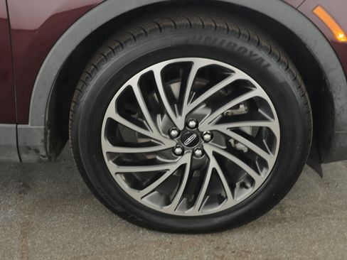 Used 2019 Lincoln Nautilus Reserve image 4