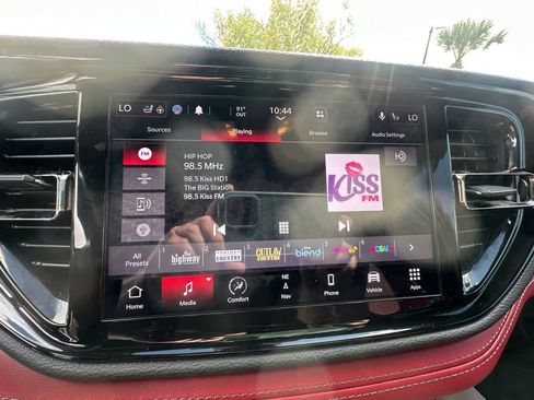 Certified 2022 Dodge Durango R/T w/ Blacktop Package AWD/4WD image 20