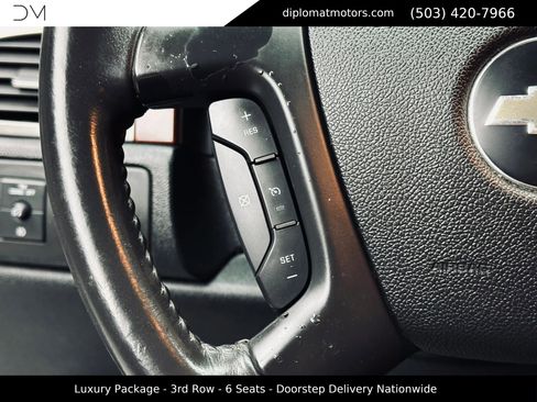Used 2010 Chevrolet Tahoe LT w/ Luxury Package AWD/4WD image 33