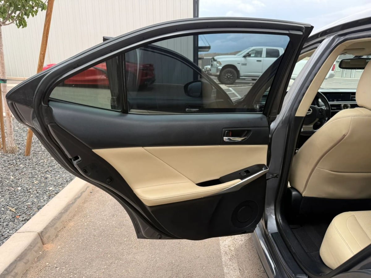 Used 2016 Lexus IS 200t RWD image 36
