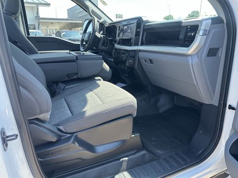 Used 2025 Ford F250 XL w/ XL Driver Assist Package AWD/4WD image 11