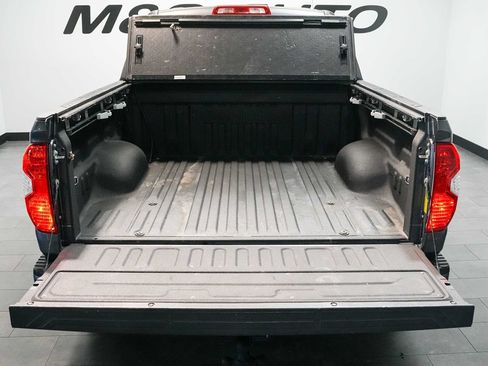 Used 2018 Toyota Tundra Limited w/ Limited Premium Package AWD/4WD image 27