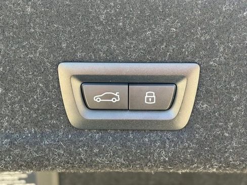 Used 2025 BMW 330i xDrive Sedan image 26